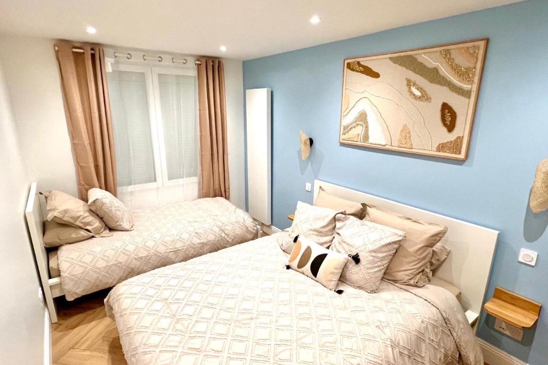 Photo of Bedroom in Noisiel