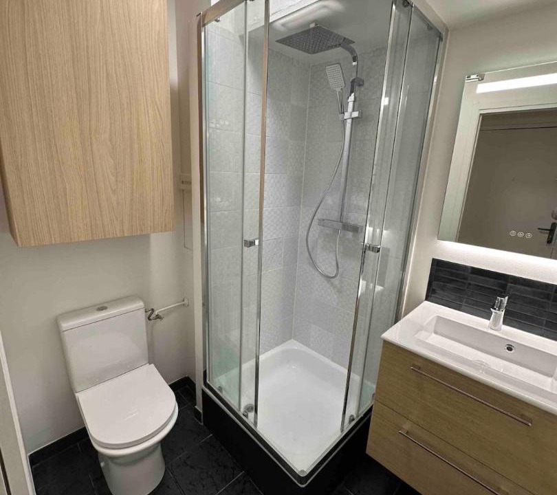 Photo of Bathroom in Longjumeau