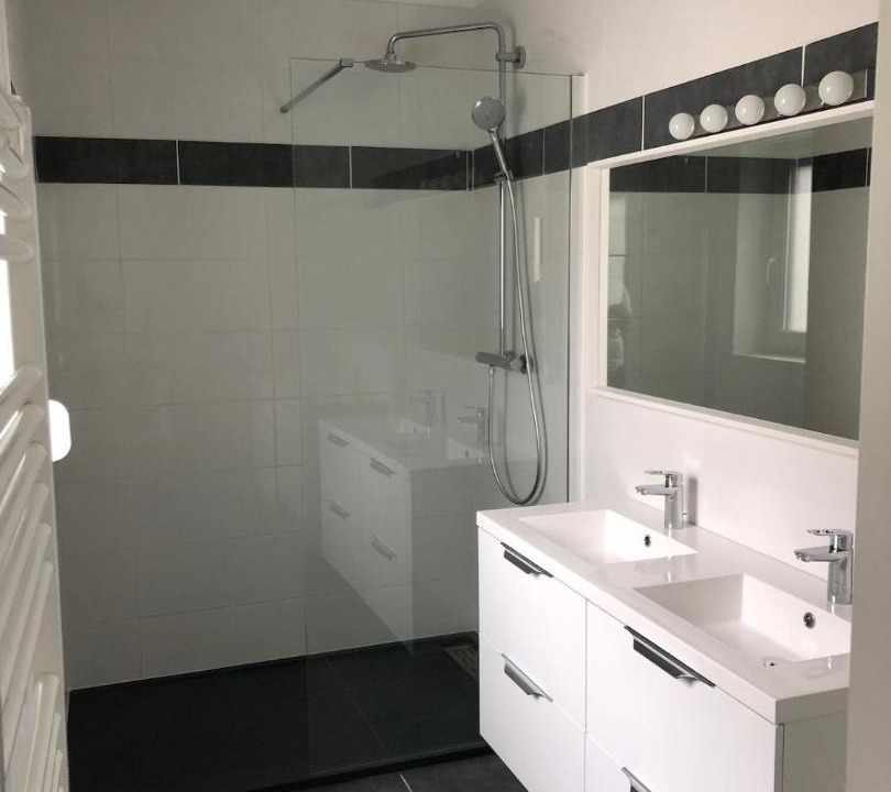 Photo of Bathroom in Saint-Honore - Jeanne d'Arc
