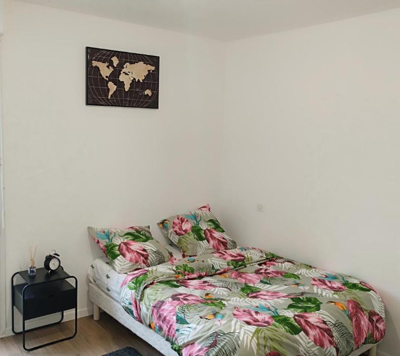 Photo of Bedroom in Conflans-Sainte-Honorine