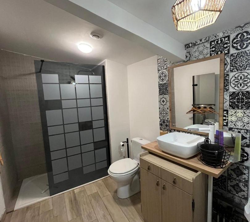 Photo of Bathroom in Peronne