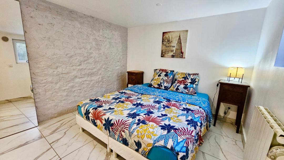 Photo of Bedroom in Noisy-le-Sec