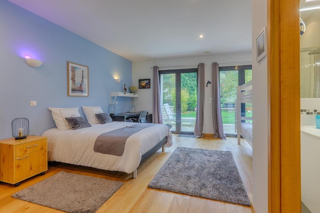 Photo of Bedroom in Chevreuse