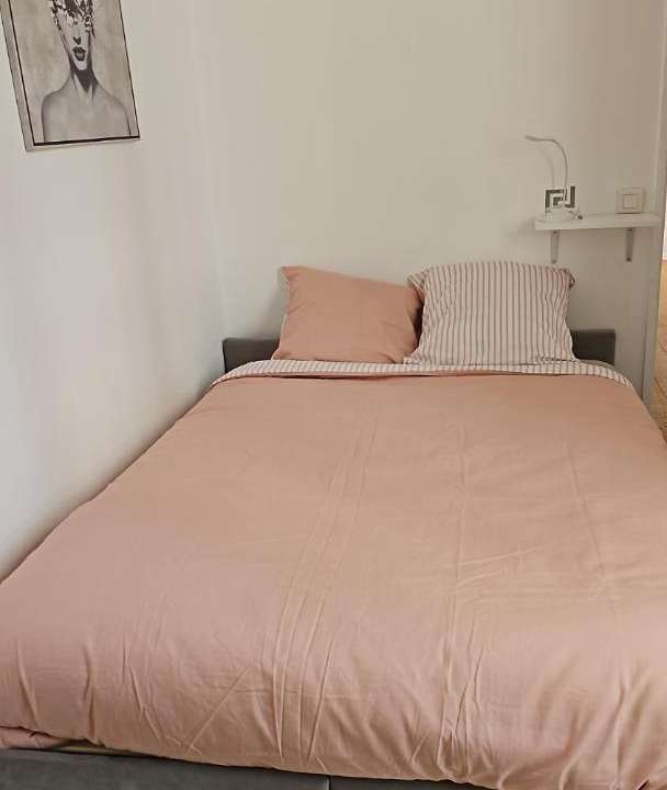 Photo of Bedroom in Front de Lac