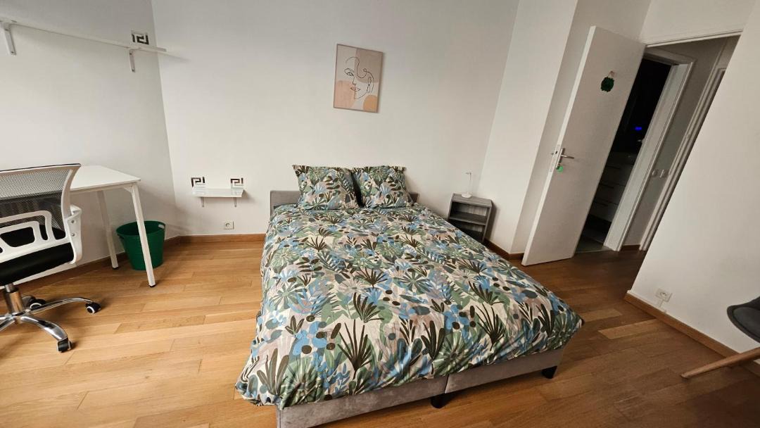 Photo of Bedroom in Front de Lac
