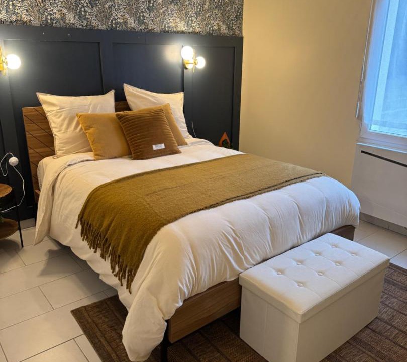 Photo of Bedroom in Dammartin-en-Goele