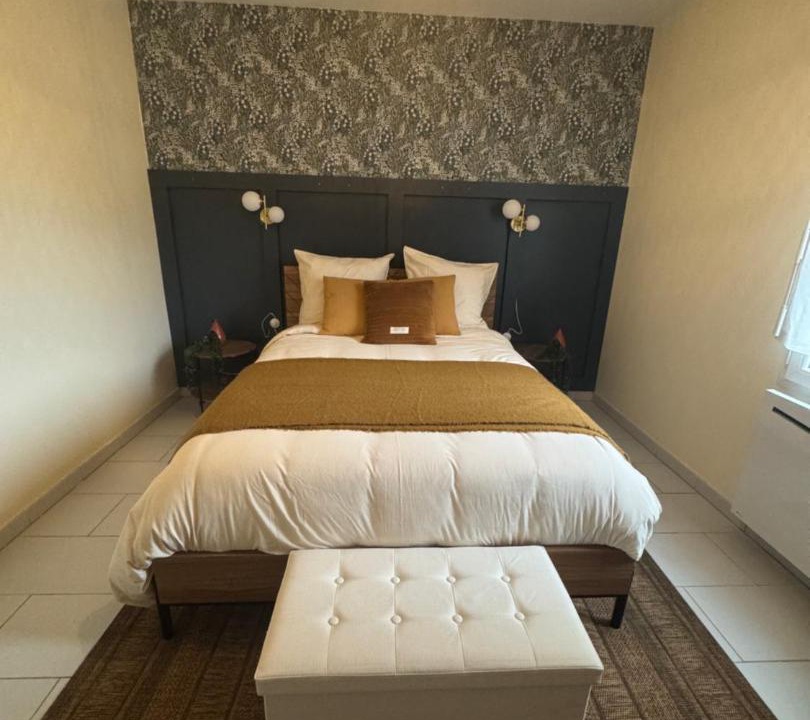 Photo of Bedroom in Dammartin-en-Goele