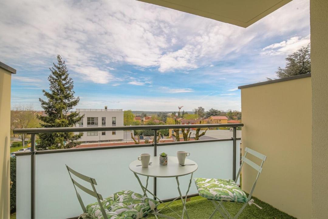 Photo of Patio Balcony in Villefranche-sur-Saone