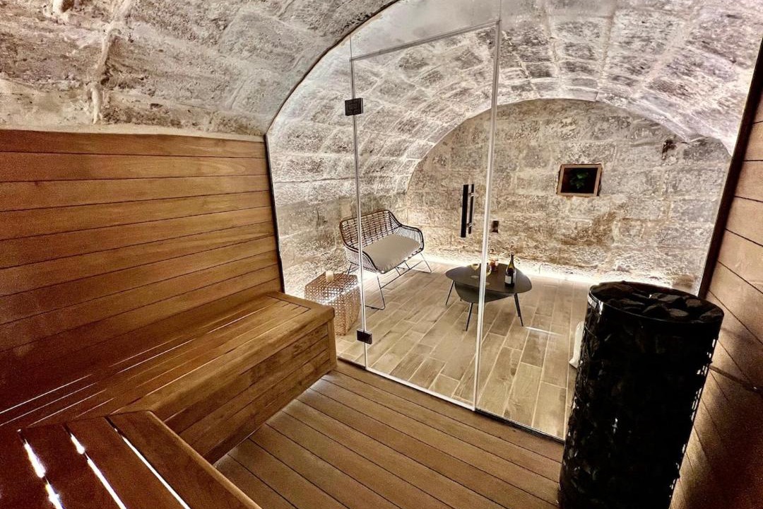 Photo of Bathroom in Rouen City Centre