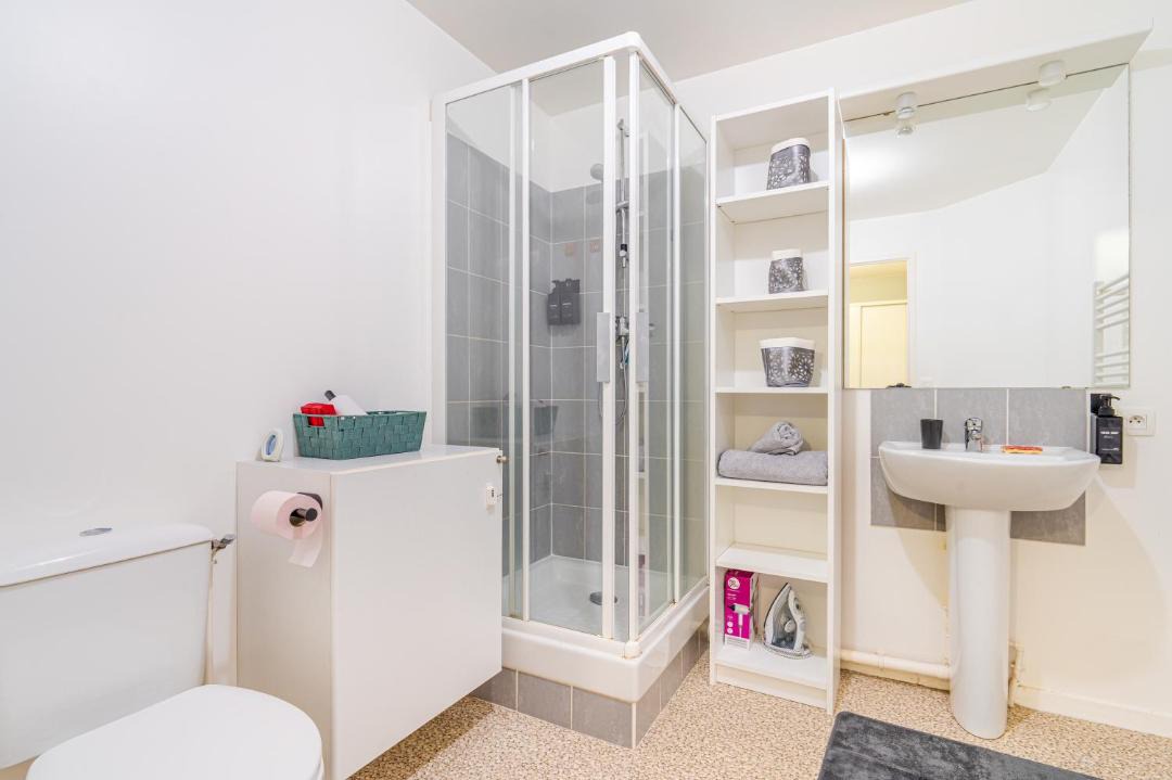 Photo of Bathroom in Taverny