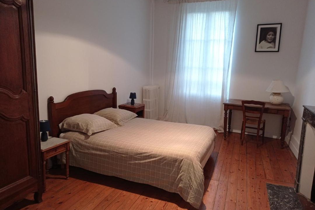 Photo of Bedroom in Pont-Sainte-Maxence