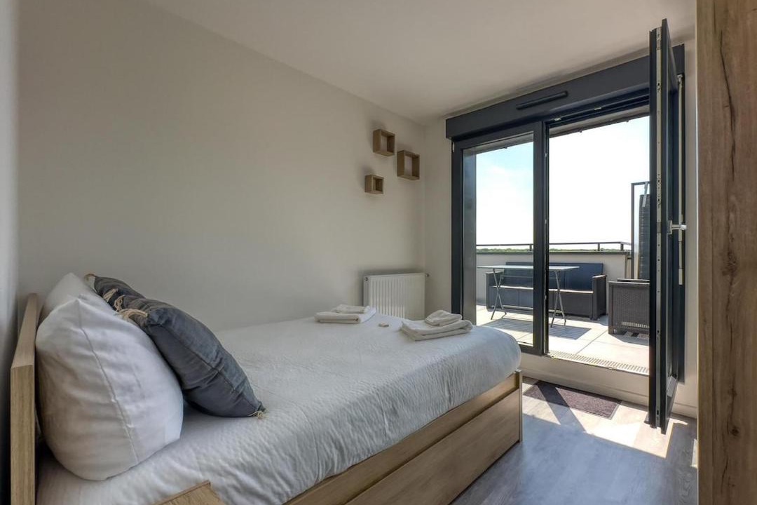 Photo of Bedroom in Royallieu Village