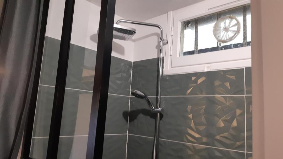 Photo of Bathroom in Bordeaux-Saint-Clair
