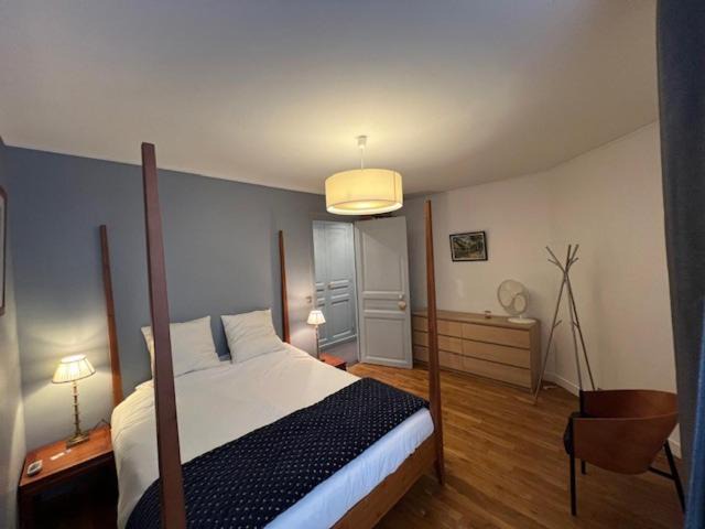 Photo of Bedroom in 16th Arrondissement