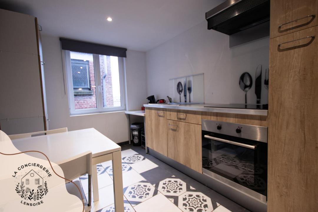 Photo of Kitchen in Lens