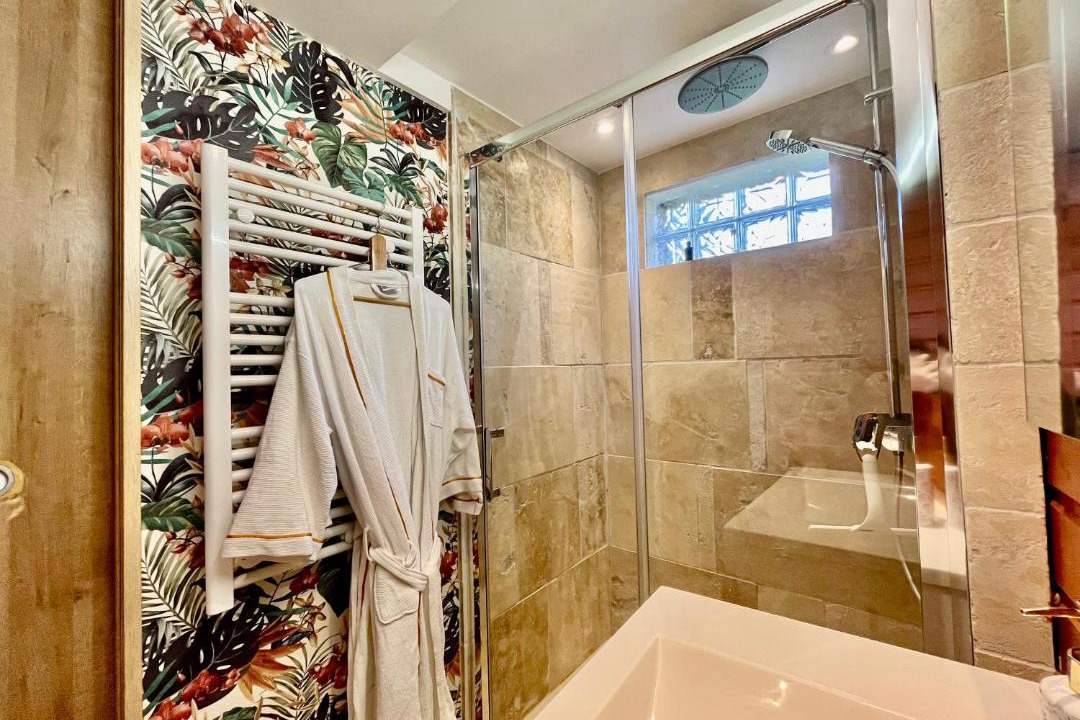 Photo of Bathroom in Les Ageux