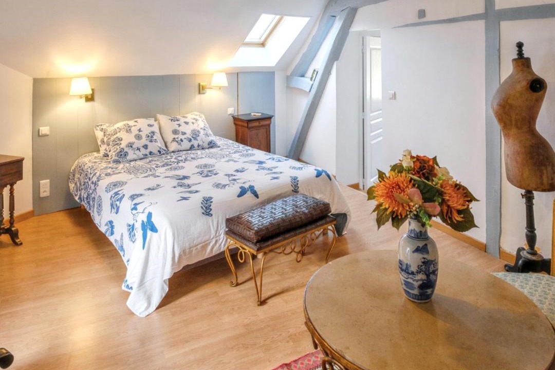 Photo of Bedroom in Montlognon