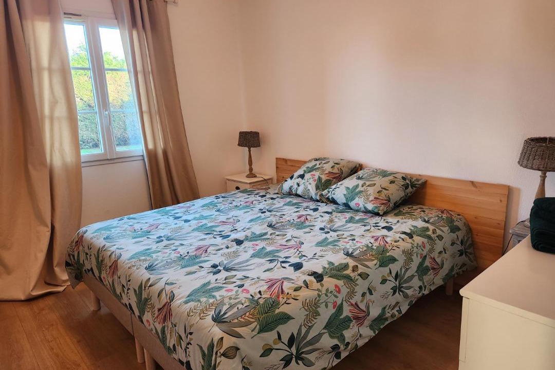 Photo of Bedroom in Villeneuve-sous-Dammartin