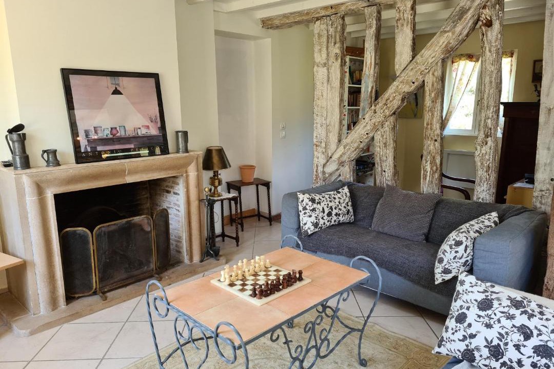 Photo of Livingroom in Jouy-le-Potier
