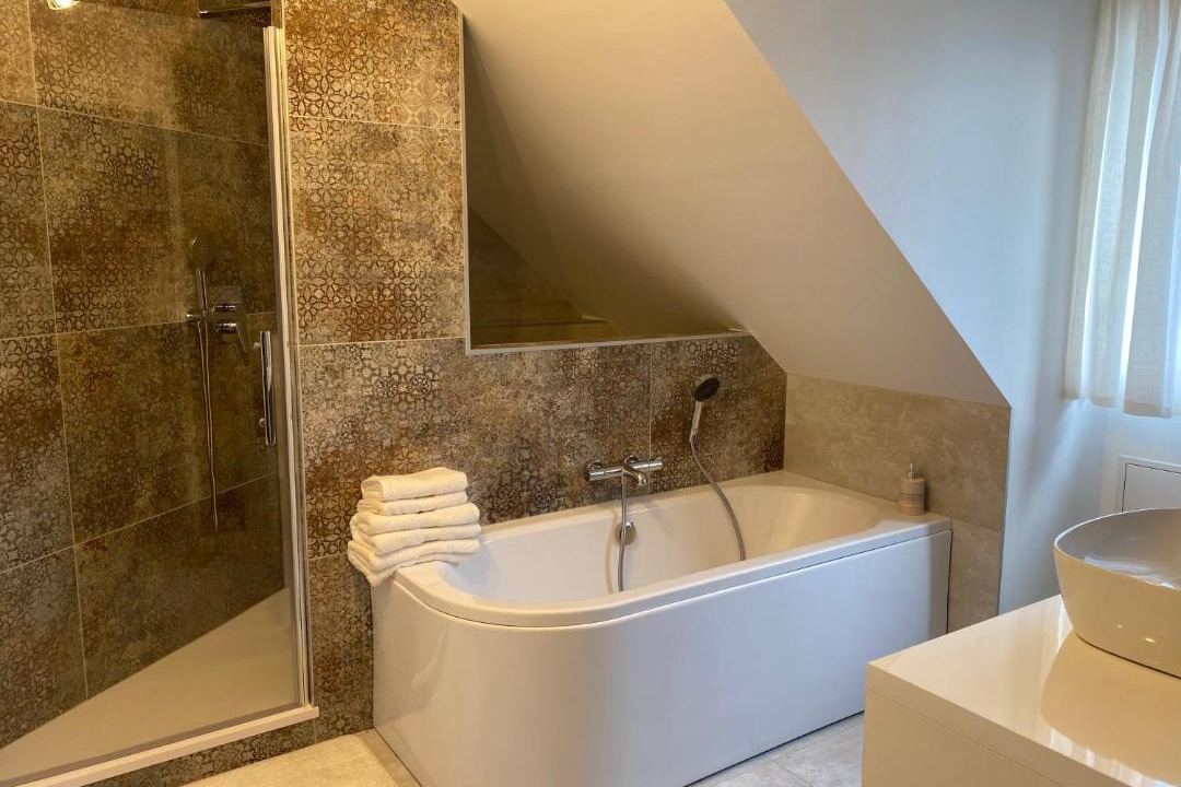 Photo of Bathroom in Les Authieux-sur-le-Port-Saint-Ouen