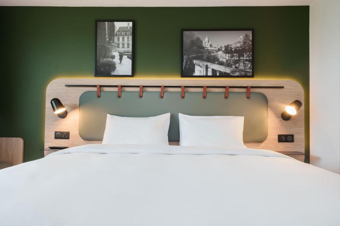 Photo of Bedroom in Gennevilliers