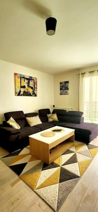 Photo of Others in Colombes