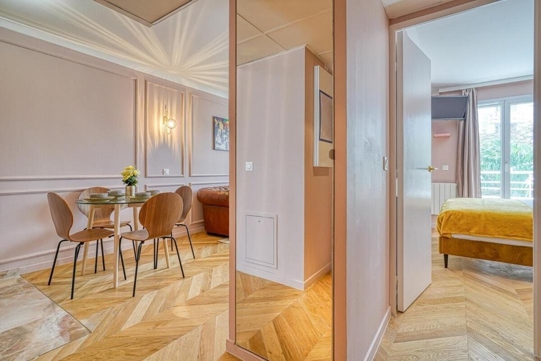 Photo of Others in Faubourg de l'Arche