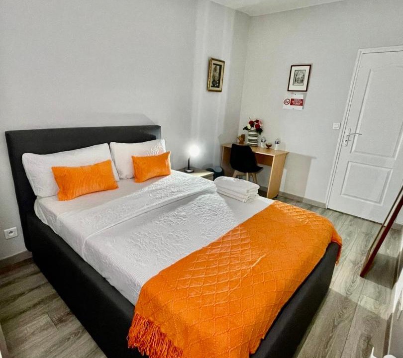 Photo of Bedroom in Menucourt