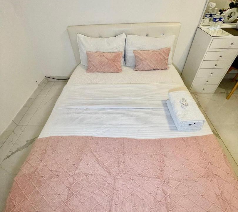 Photo of Bedroom in Menucourt