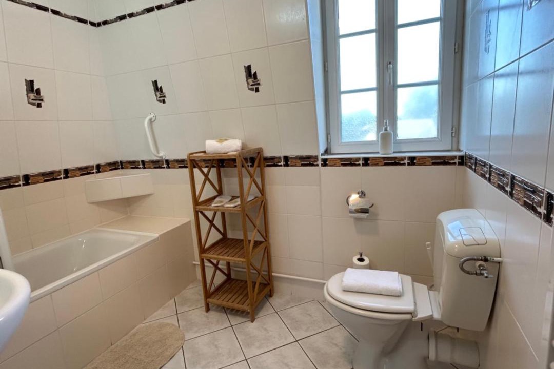 Photo of Bathroom in Epaignes