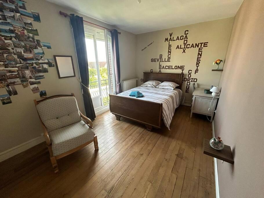Photo of Bedroom in Tille