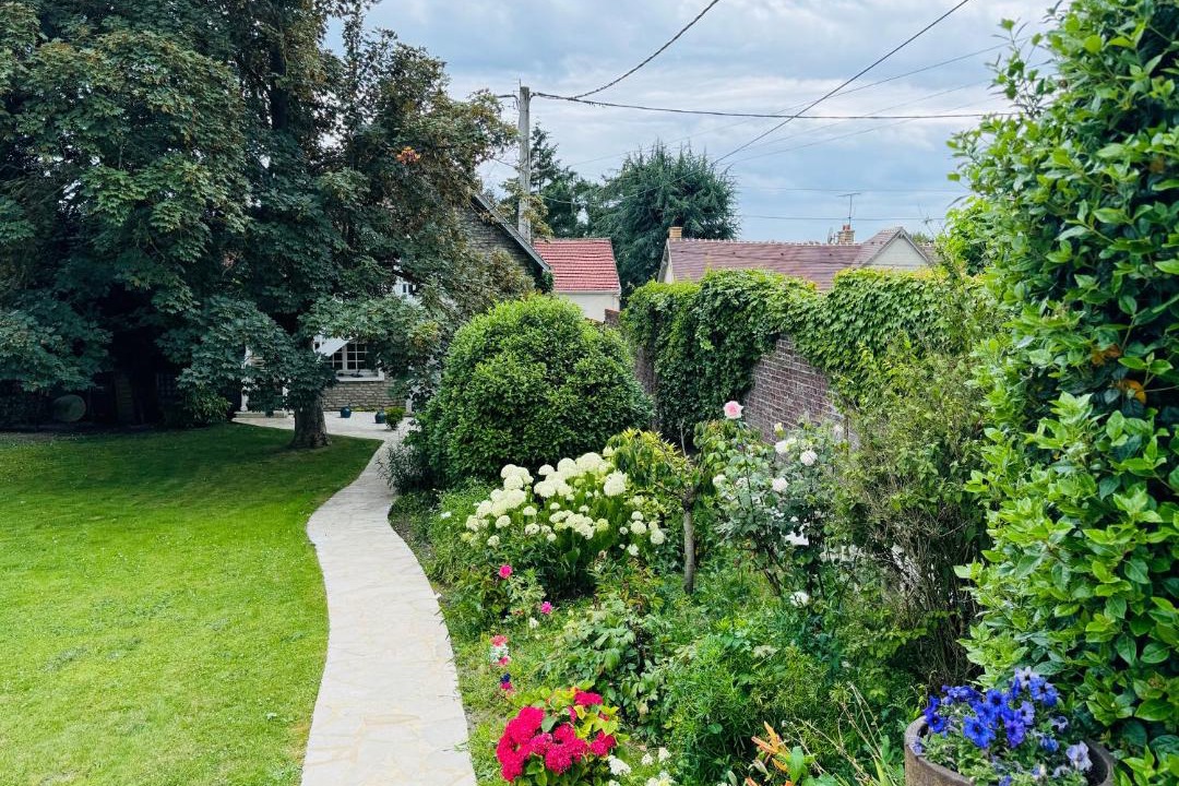 Photo of Others in Apremont