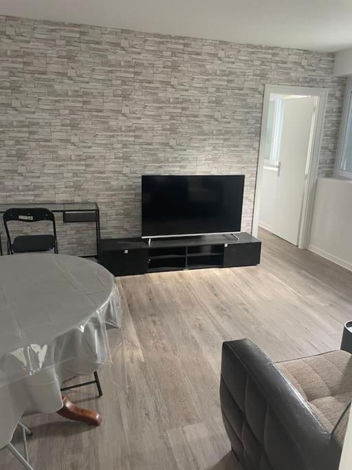 Photo of Livingroom in Massy