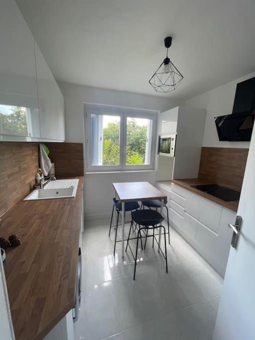 Photo of Livingroom in Massy
