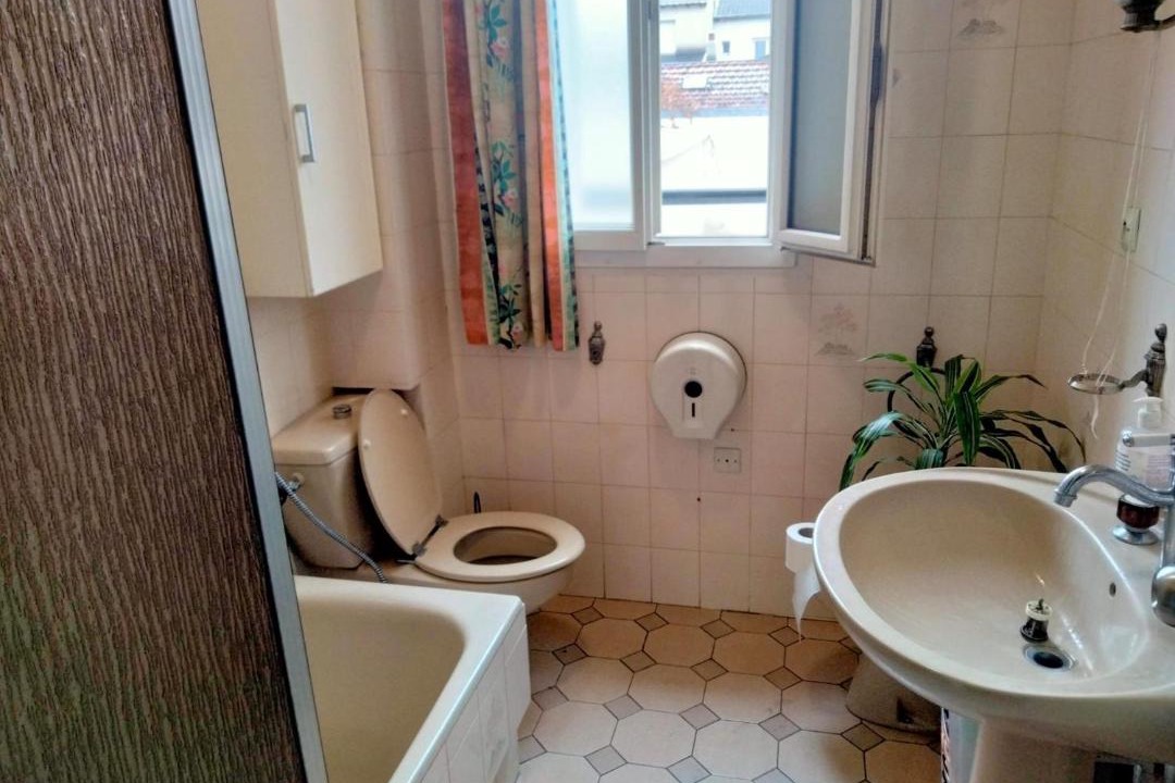 Photo of Bathroom in La Courneuve