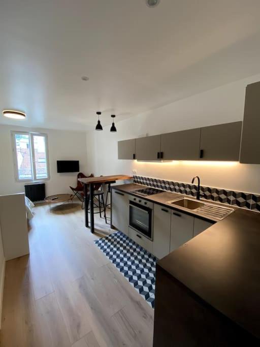 Photo of Kitchen in Quartier de la Goutte-d'Or
