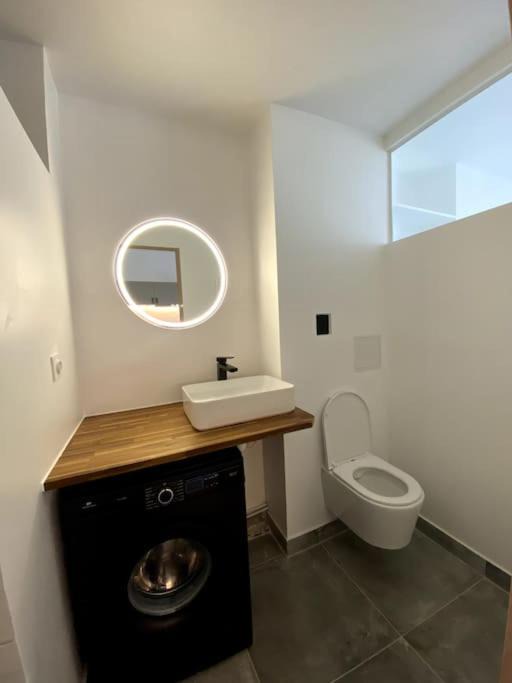 Photo of Bathroom in Quartier de la Goutte-d'Or