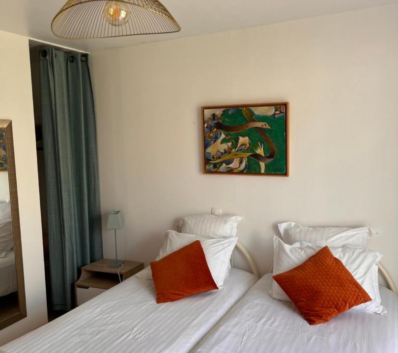 Photo of Bedroom in Villainville