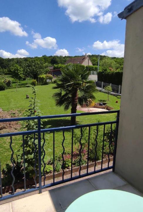Photo of Patio Balcony in Nogent-l'Artaud
