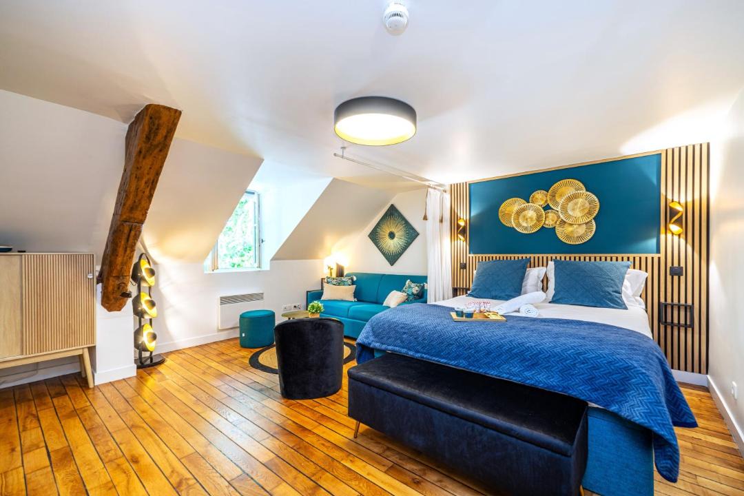 Photo of Bedroom in Chantiers