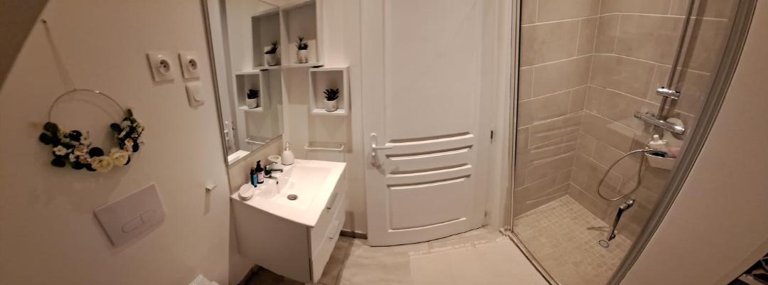 Photo of Bathroom in Beaucourt-sur-l'Ancre