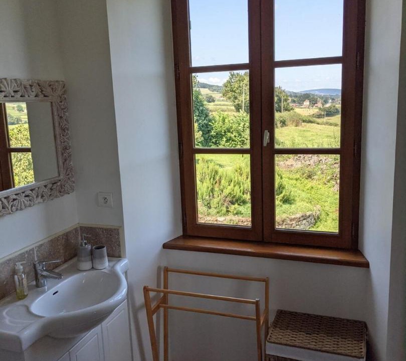 Photo of Bathroom in Sailly
