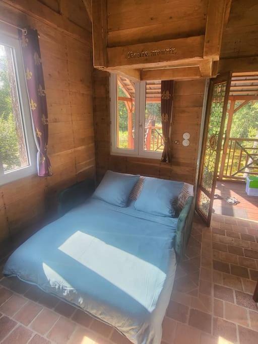 Photo of Bedroom in Sury-aux-Bois