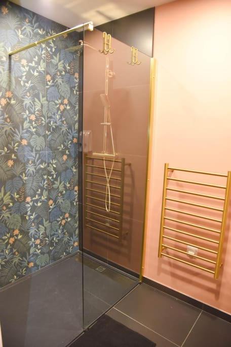 Photo of Bathroom in Calais Frethun