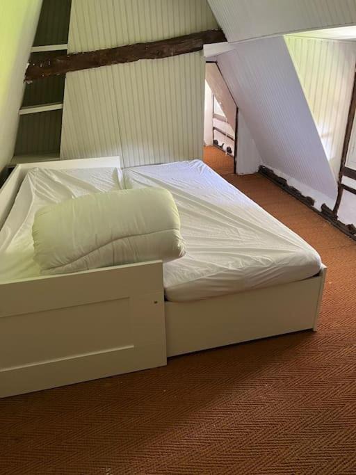 Photo of Bedroom in Illeville-sur-Montfort