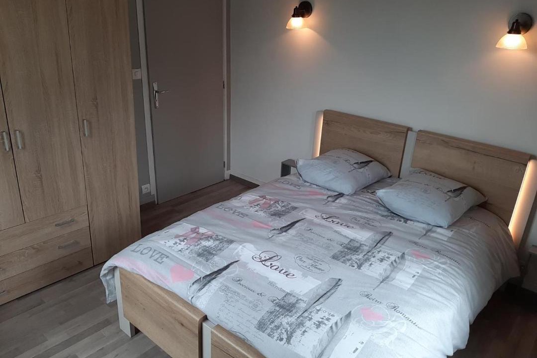 Photo of Bedroom in Givron