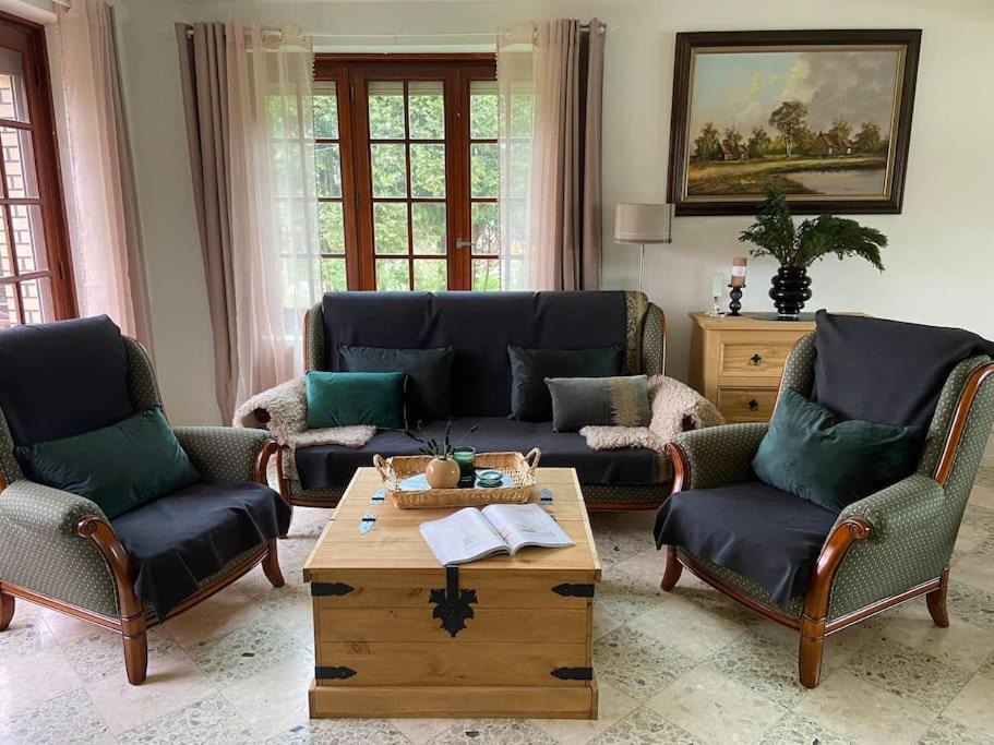 Photo of Livingroom in Aix-en-Ergny