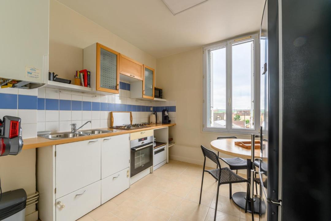 Photo of Kitchen in Stains