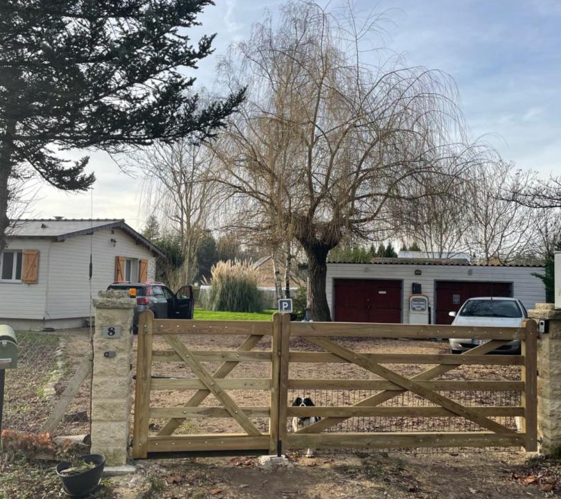 Photo of Buildings in Huille