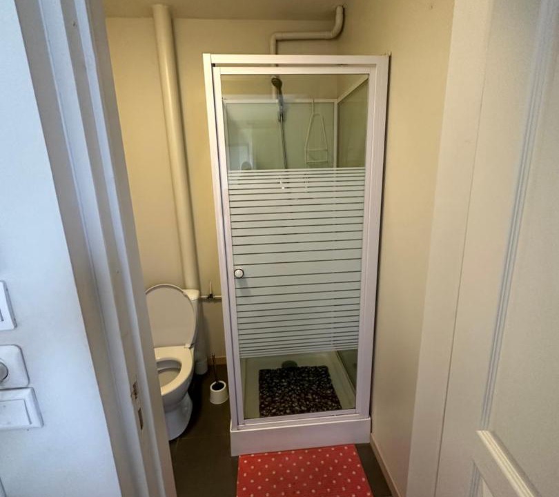 Photo of Bathroom in Nesle